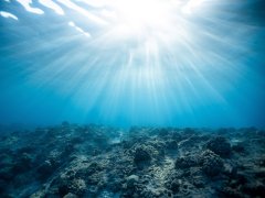 Распространение света в воде